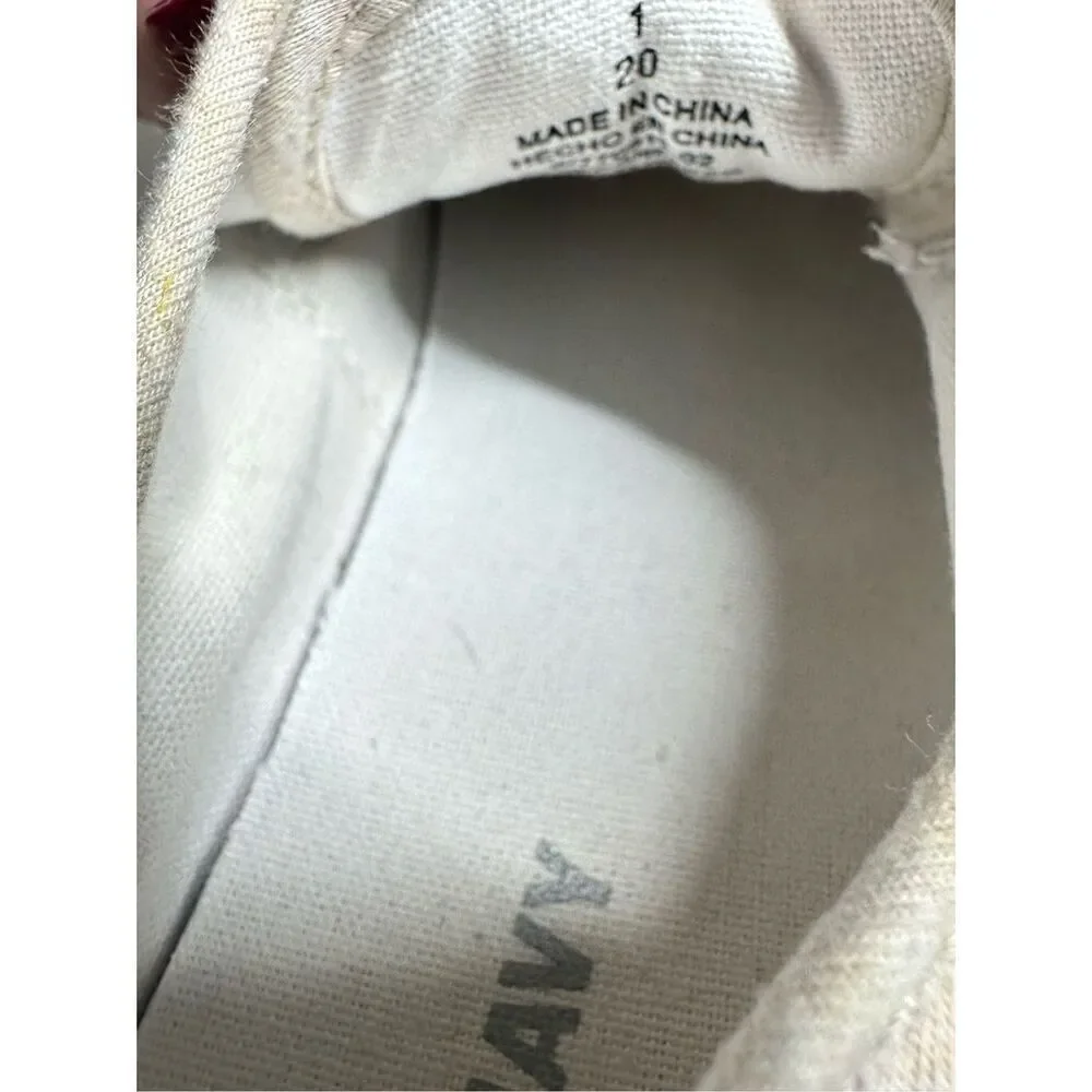Old Navy Linen Lo Tops Lace Up Sneakers Kids Size 1 Natural Beige Canvas Tan